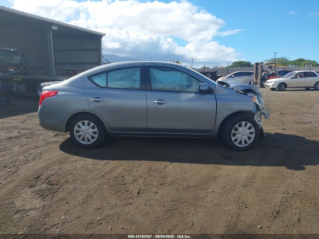 3N1CN7AP8EL839605 Nissan Versa 1.6 Sv