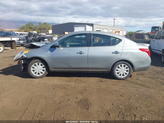 3N1CN7AP8EL839605 Nissan Versa 1.6 Sv