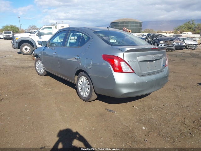 3N1CN7AP8EL839605 Nissan Versa 1.6 Sv