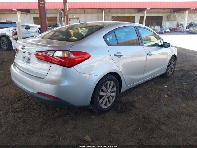 KIA dohc mpi nu 2015 KNAFK4A64F5371069 Image 4