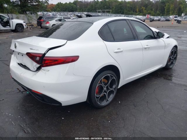 2022 ALFA ROMEO GIULIA ZARFANBN1N7654460 Photo 3