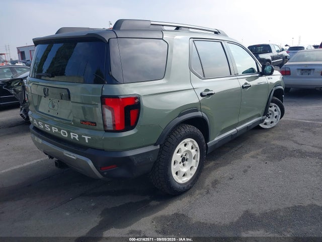 Honda j35y8 2026 5FNYF9H84TB010309 Image 4