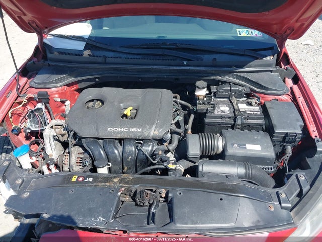 5NPD84LF3HH001904 Hyundai 2017