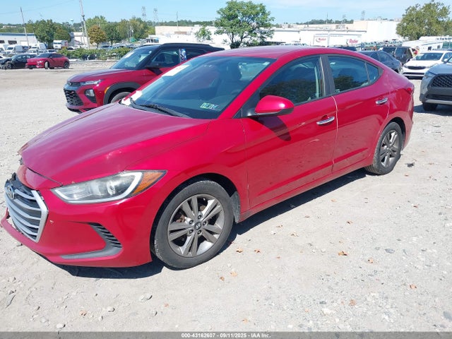 5NPD84LF3HH001904 Hyundai 2017