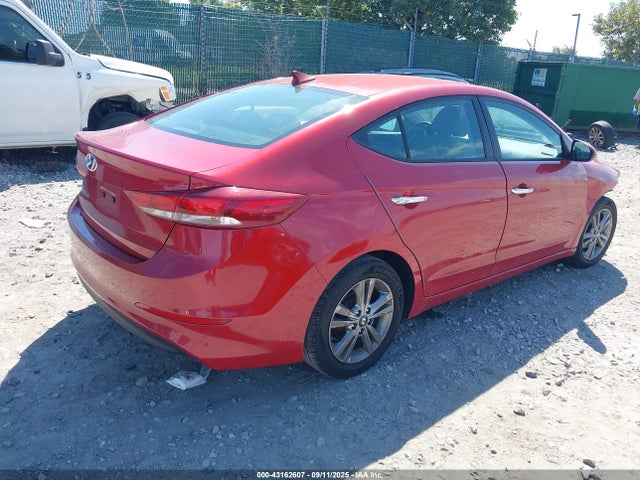 5NPD84LF3HH001904 Hyundai 2017