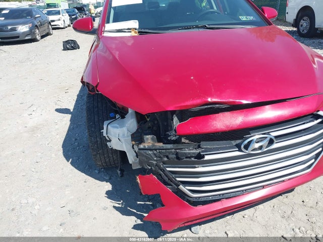 5NPD84LF3HH001904 Hyundai 2017