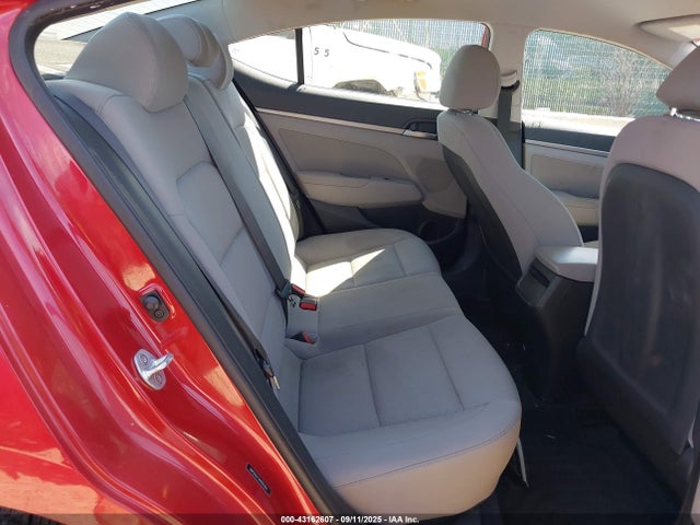 5NPD84LF3HH001904 Hyundai 2017