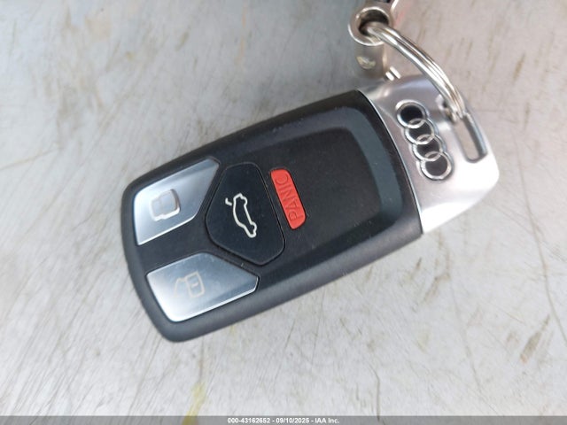 2019 AUDI A4 WAUDNAF43KA007036 Photo 10