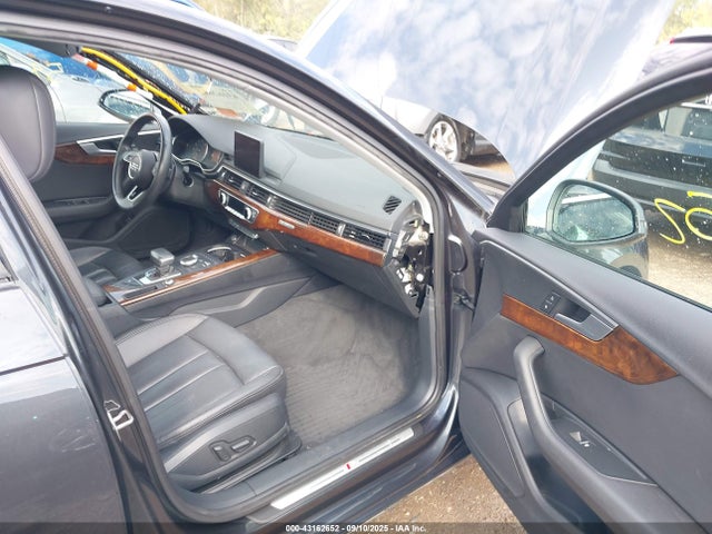 2019 AUDI A4 WAUDNAF43KA007036 Photo 4