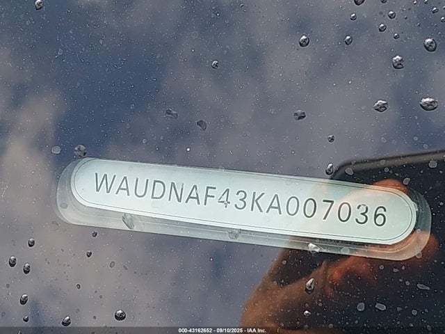 2019 AUDI A4 WAUDNAF43KA007036 Photo 8