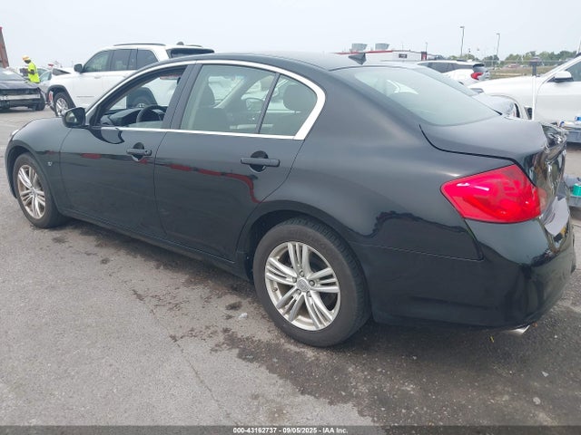 JN1CV6AR7FM523017 Infiniti Q40