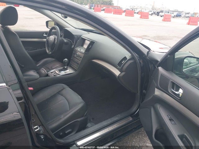 JN1CV6AR7FM523017 Infiniti Q40