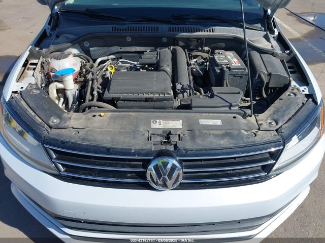 3VW2B7AJXHM397094 Volkswagen 1.4 tsi