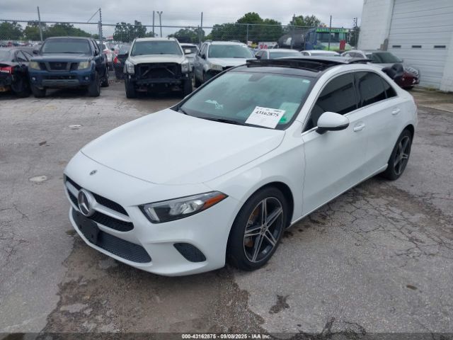 2022 MERCEDES-BENZ A 220 W1K3G4FB3NJ334006 Photo 1