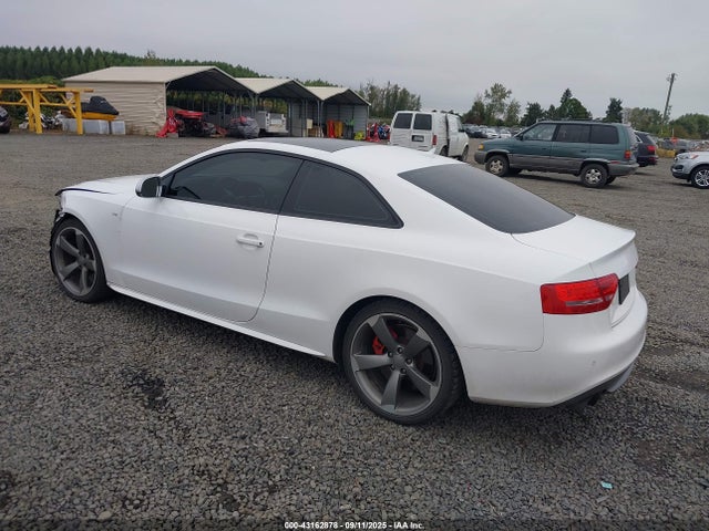 2011 AUDI S5 WAUVVAFR2BA048502 Photo 2