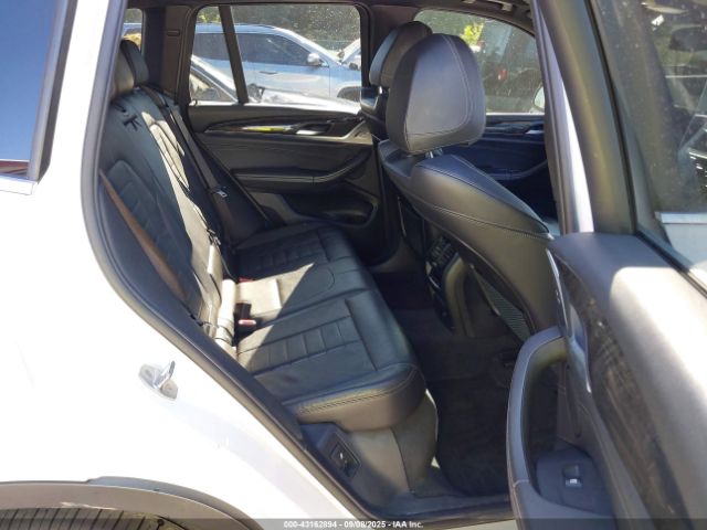 2018 BMW X3 5UXTR9C59JLC69579 Photo 7