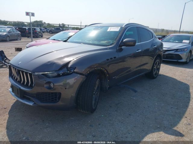 2018 MASERATI LEVANTE ZN661XUL1JX259561 Photo 1
