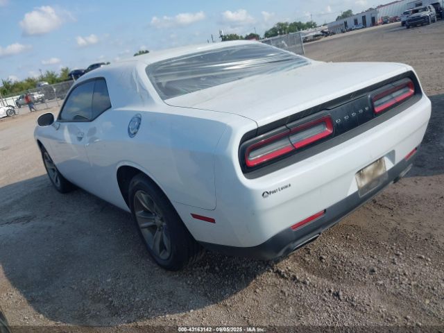 2017 DODGE CHALLENGER 2C3CDZAG1HH637900 Photo 2