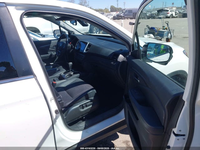 5FNYF6H68HB104326 Honda j35y6