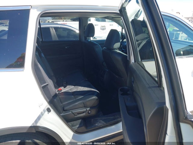 5FNYF6H68HB104326 Honda j35y6