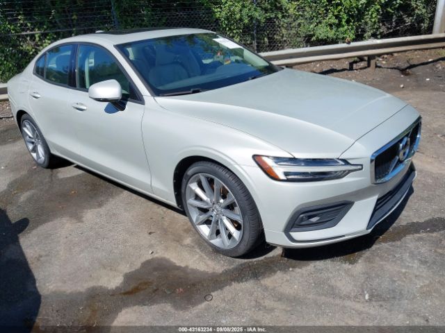 2021 VOLVO S60 7JR102FKXMG093505
