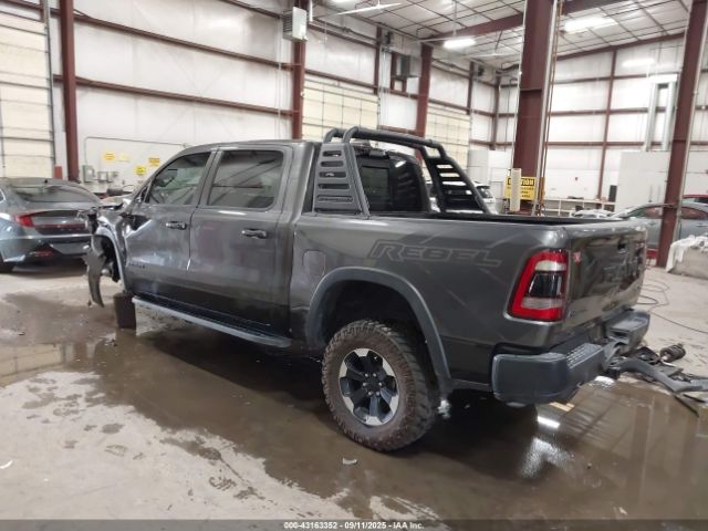 2022 RAM 1500 1C6SRFLM0NN262554 Photo 2