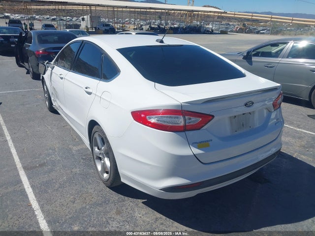 Ford 2016 2016 3FA6P0HD9GR319362 Image 3