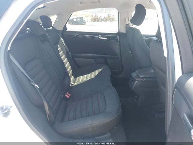 Ford 2016 2016 3FA6P0HD9GR319362 Image 8
