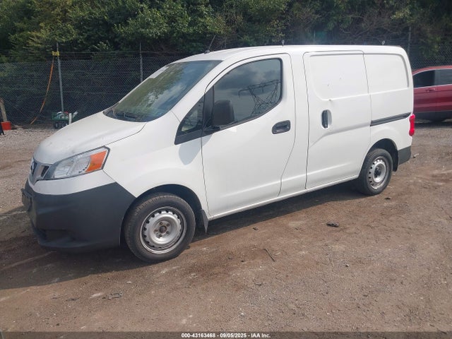 3N6CM0KN3EK695971 Nissan 2014