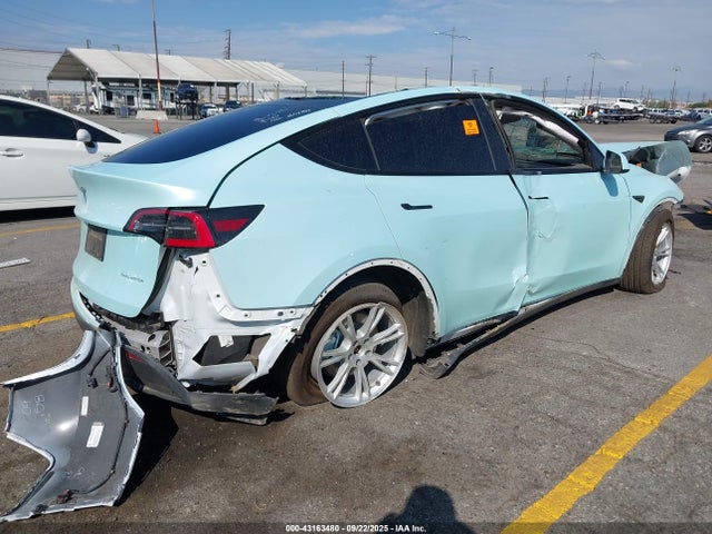 2020 TESLA MODEL Y 5YJYGDEE3LF054716 Photo 3