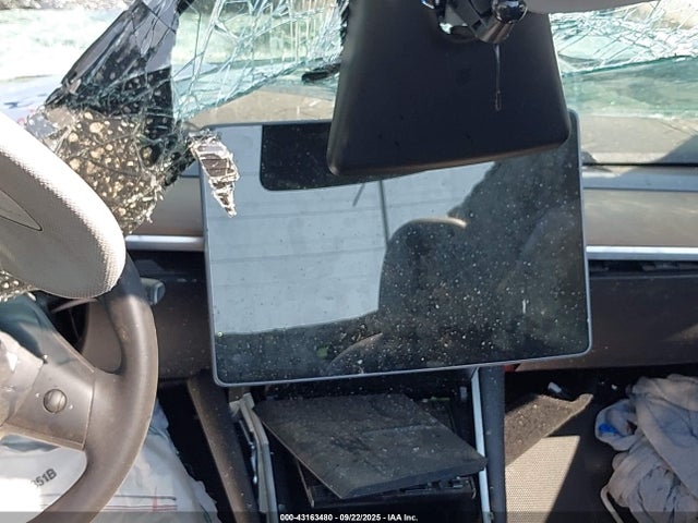 2020 TESLA MODEL Y 5YJYGDEE3LF054716 Photo 6