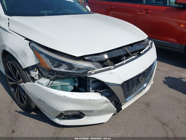 1N4BL4FV1KC116437 Nissan 2019