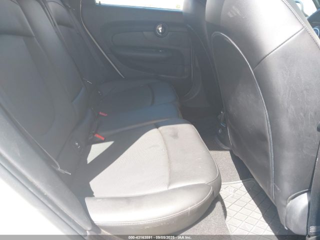 2017 MINI CLUBMAN WMWLN5C30H2E33531 Photo 7