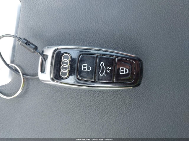 2024 AUDI A6 WAUL2BF28RN064036 Photo 10