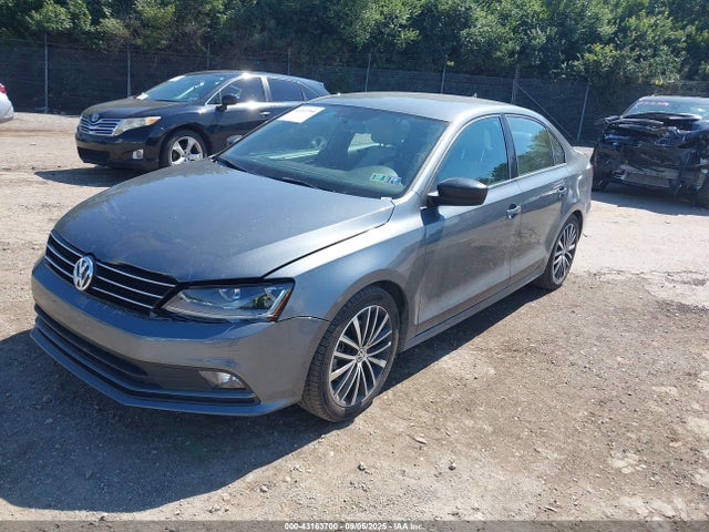 3VWD17AJXHM301928 Volkswagen 1.8 tsi