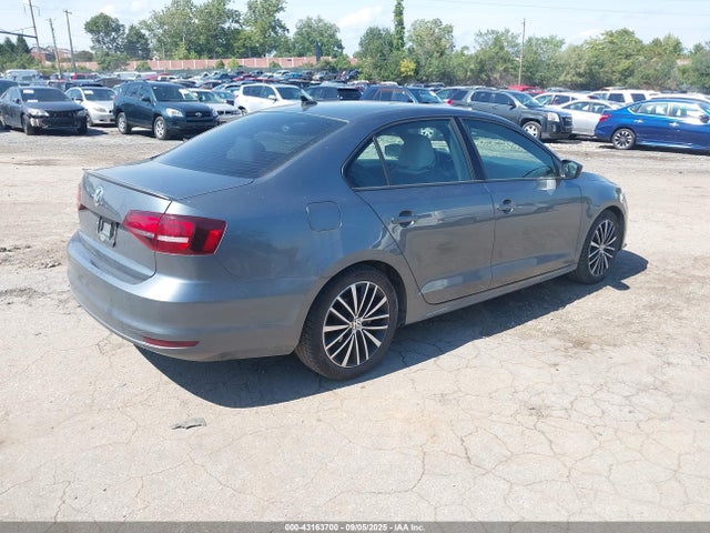 3VWD17AJXHM301928 Volkswagen 1.8 tsi
