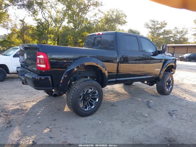 3C6UR5DLXNG169798 RAM 2500 Big Horn 4x4 6&#039;4 Box