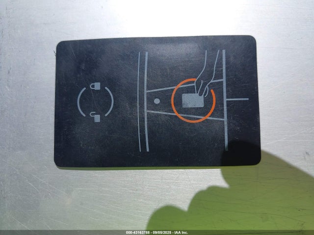 2021 TESLA MODEL 3 5YJ3E1EA3MF988923 Photo 10