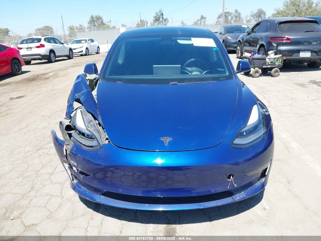 5YJ3E1EA3MF988923 Tesla MODEL 3