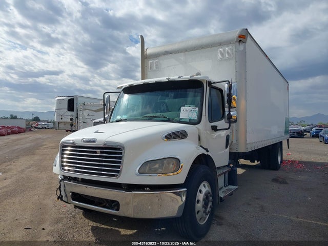 Freightliner M2 106 Medium Duty 2014 1FVACWDT9EHFP0386 Image 2