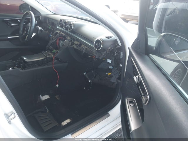 W1KAF4GB7PR086291 Mercedes-Benz m254