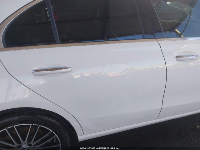 W1KAF4GB7PR086291 Mercedes-Benz m254