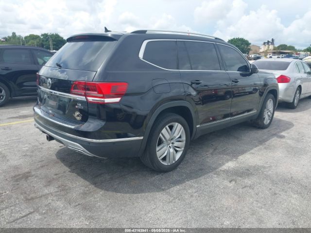 2018 VOLKSWAGEN ATLAS 1V2NR2CA8JC580723 Photo 3