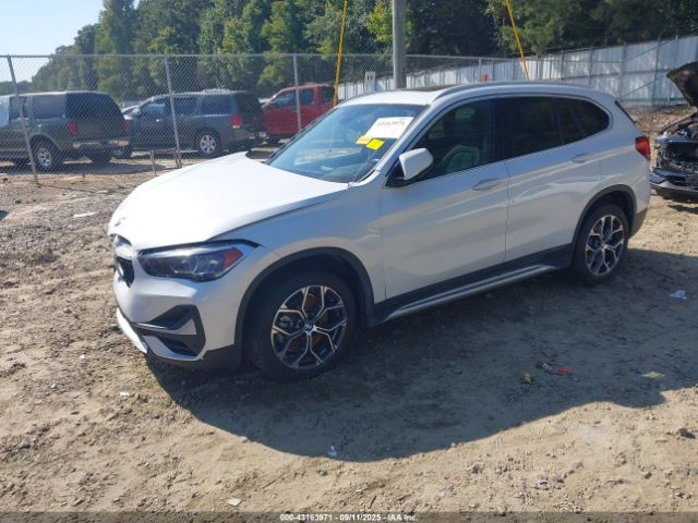 2022 BMW X1 WBXJG7C03N5U62893 Photo 1