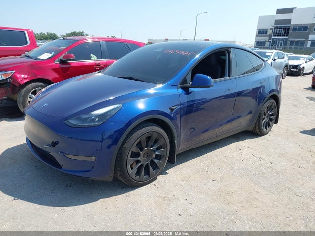2023 TESLA MODEL Y 7SAYGAEE2PF969953 Photo 1