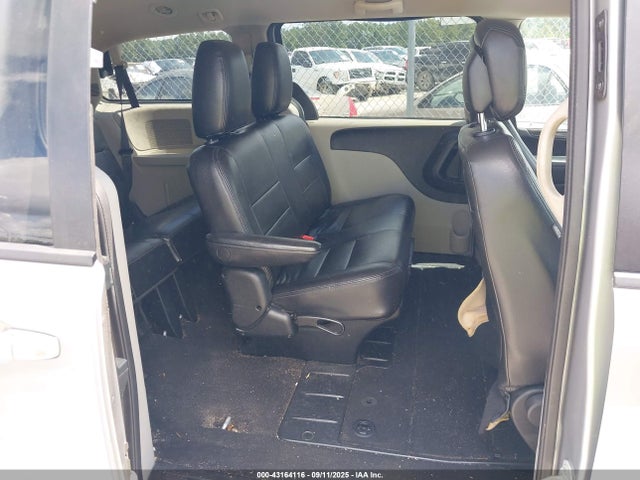 2C4RDGBG2JR180992 Dodge Grand Caravan
