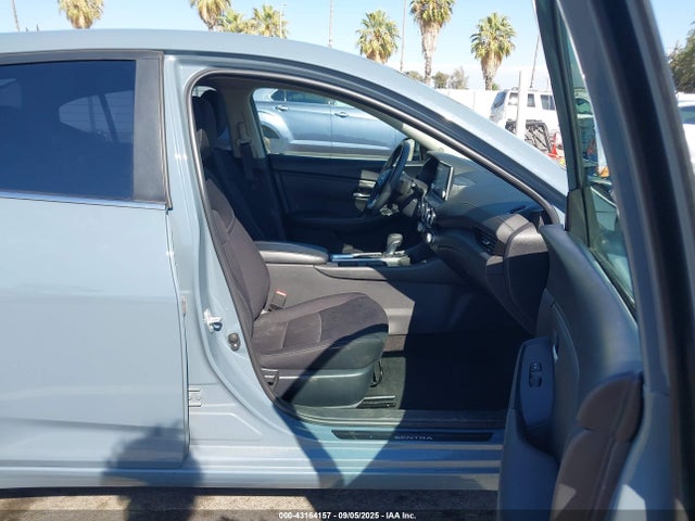 Nissan 2024 2024 3N1AB8CV5RY221359 Image 5