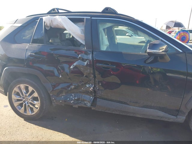 2019 TOYOTA RAV4 JTMA1RFV4KJ009953 Photo 5