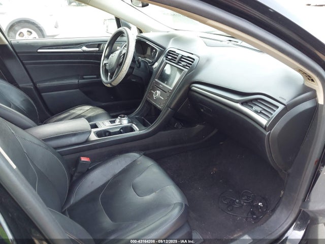 Продажа на аукционе авто 2017 Ford Fusion Titanium, vin: 3FA6P0K92HR130526, номер лота: 43164208