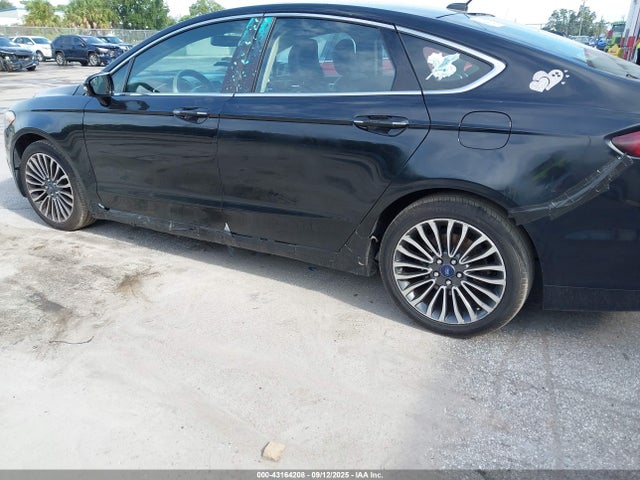 Продажа на аукционе авто 2017 Ford Fusion Titanium, vin: 3FA6P0K92HR130526, номер лота: 43164208